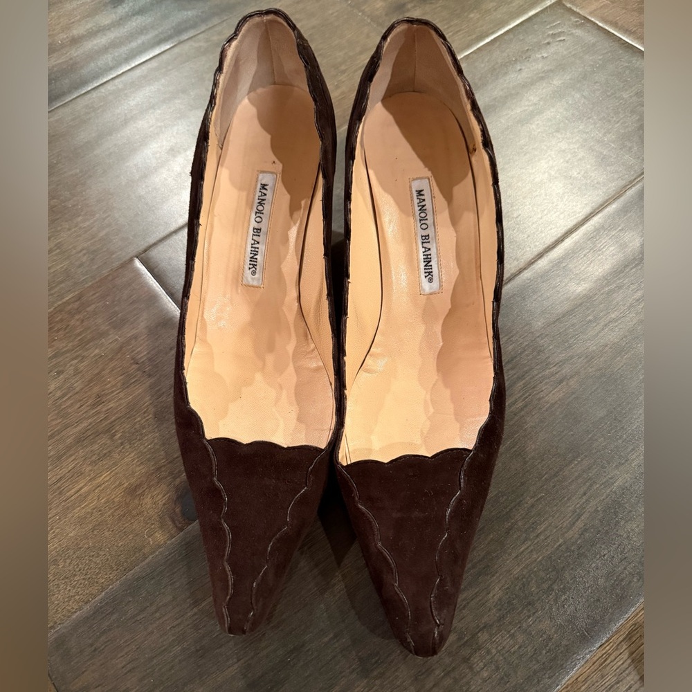 100% AUTHENTIC BBROWN SUEDE MANOLO BLAHNIK HEELS SIZE 42 (US 12)